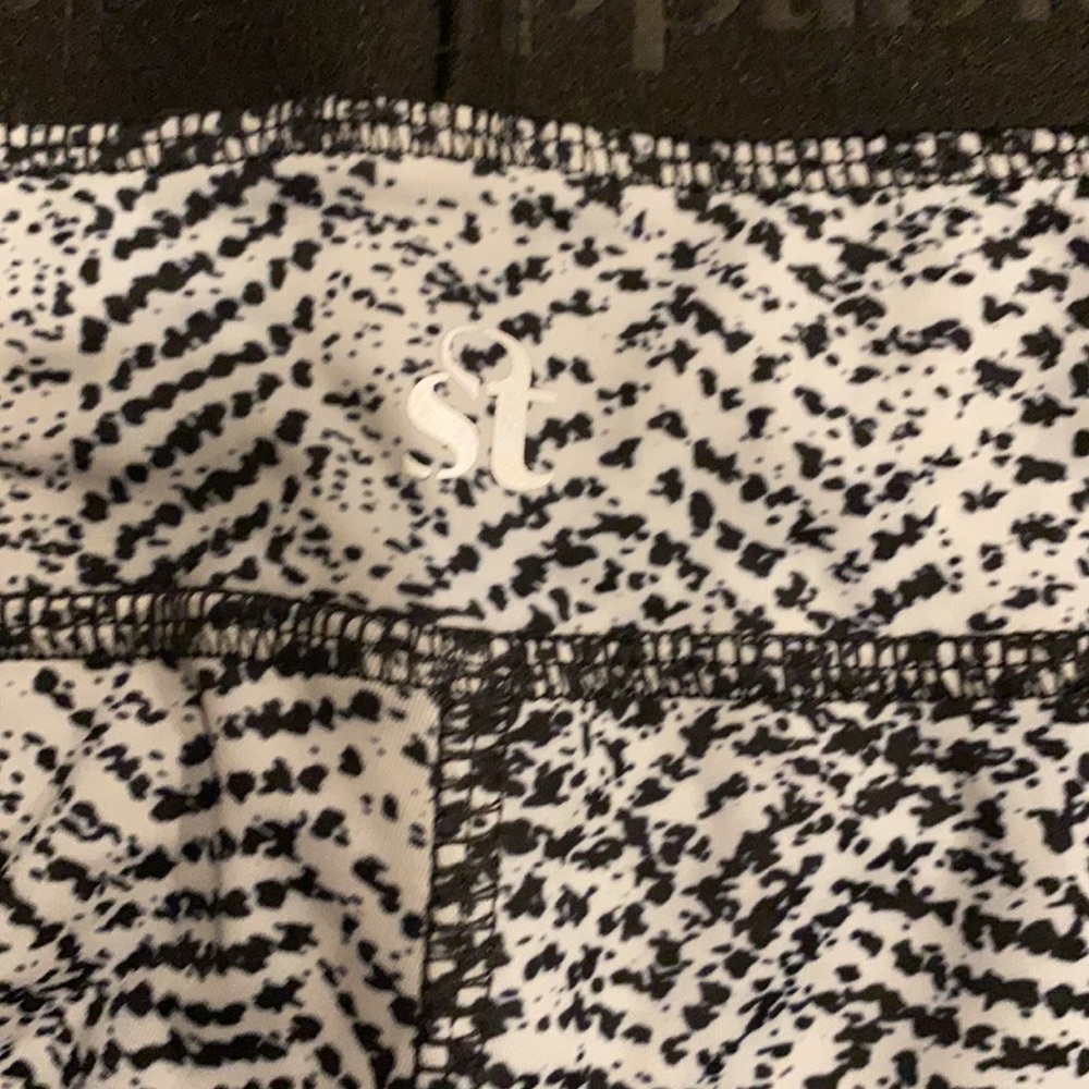 Strut This Leggings View 6